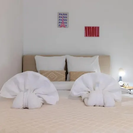 2 Pers Bastille 11 Apartment *